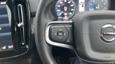 Volvo Xc40 2.0 B4P Inscription Pro 5dr Auto Petrol Estate